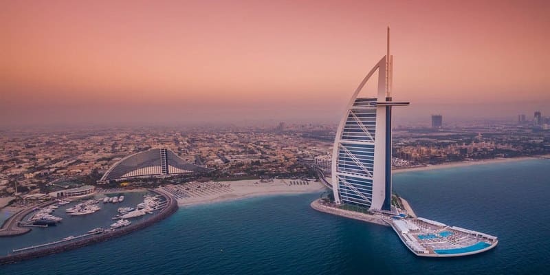 Đi du học Dubai là lựa chọn của nhiều sinh viên hiện nay