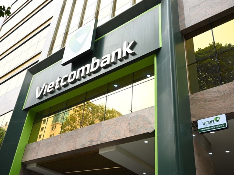 Vietcombank - Địa điểm đổi tiền Dubai an toàn